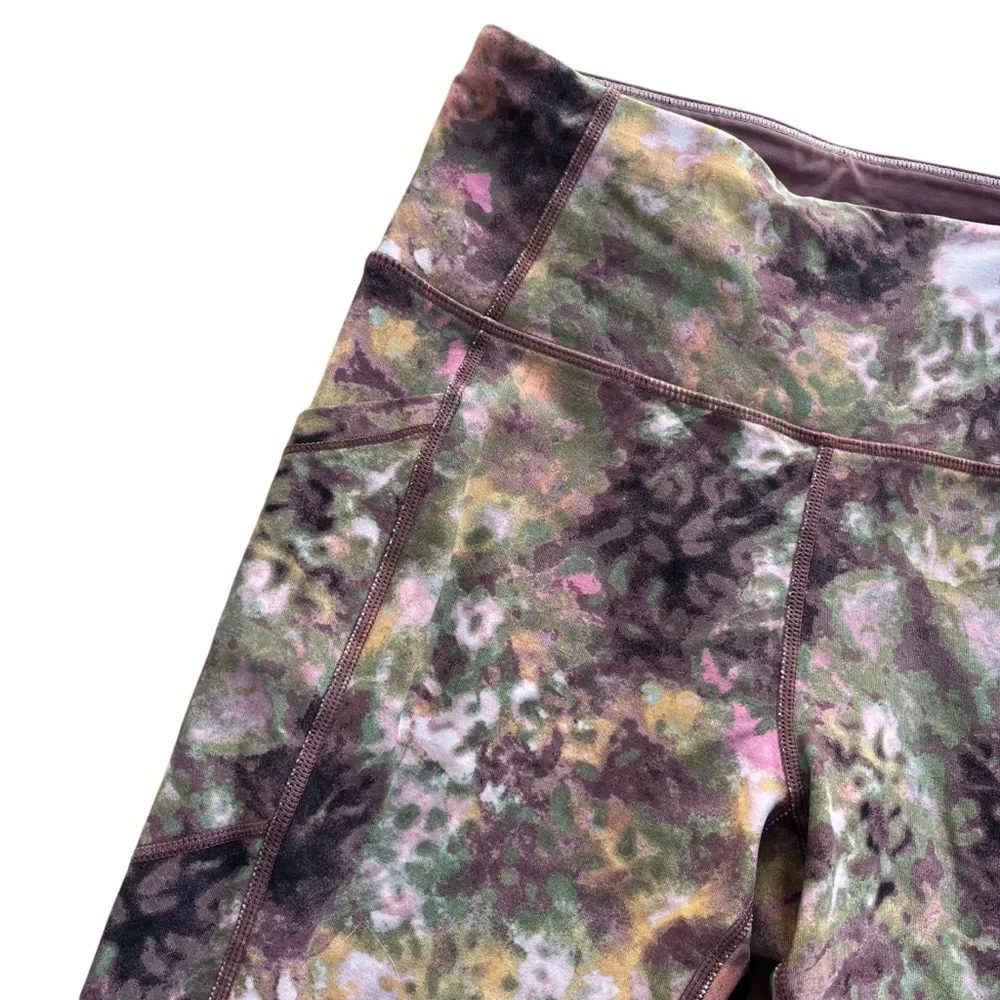 Calvin Klein Performance Wick Women’s S Jungle Trek Print High Rise Crop Legging